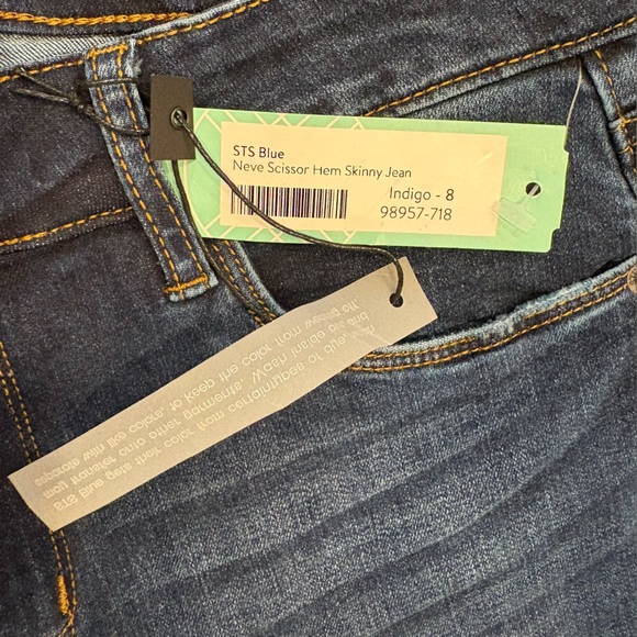 STS Blue Jeans Womens 29 Emma Crop Scissor Hem Stretch Denim NEW Indigo - Picture 5 of 7